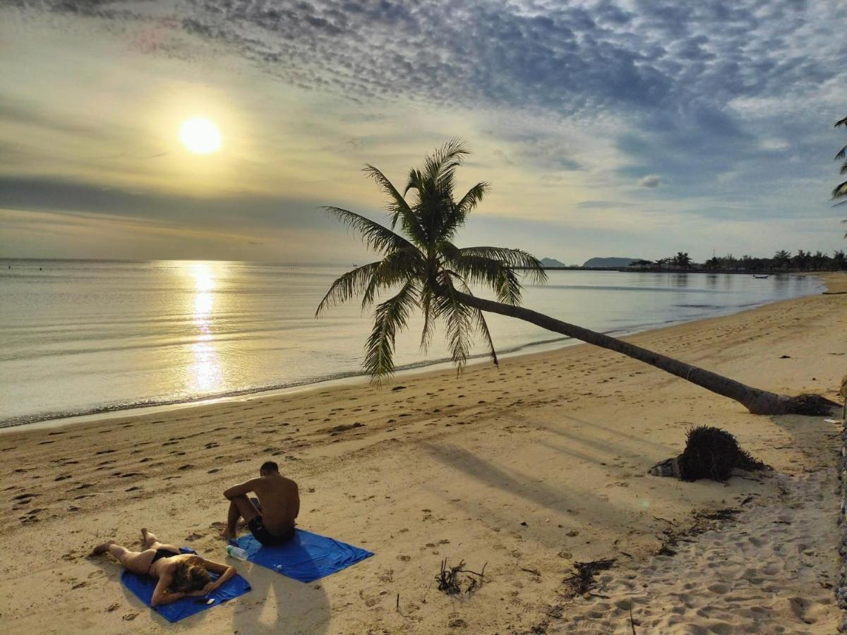 Sand Terrace Beach Bungalows Baan Tai Eksteriør billede