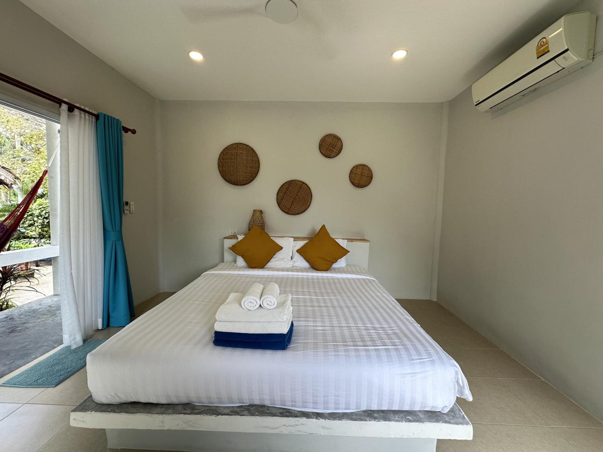 Sand Terrace Beach Bungalows Baan Tai Værelse billede